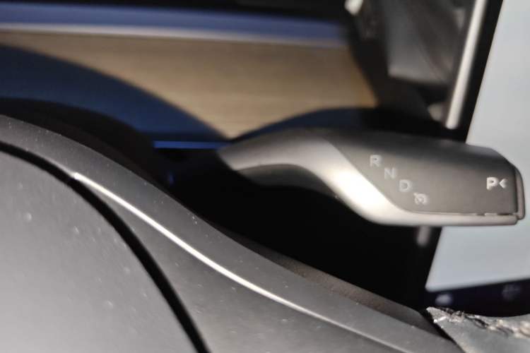 Used Tesla Model Y 2022 Revised Version Rear-Wheel Drive Vehicle Key