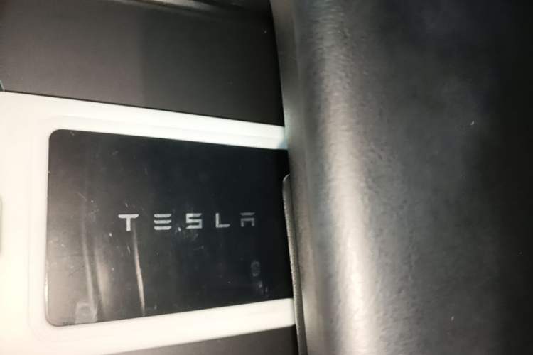 Used Tesla Model Y 2022 Revised Version Rear-Wheel Drive Vehicle Key
