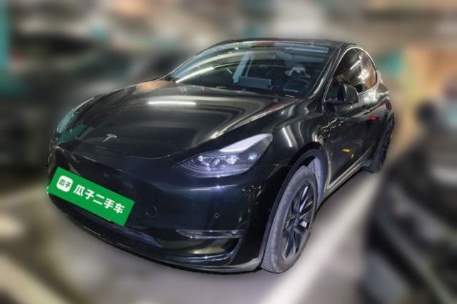 Used Tesla Model Y 2023 Long-Range All-Wheel-Drive Version