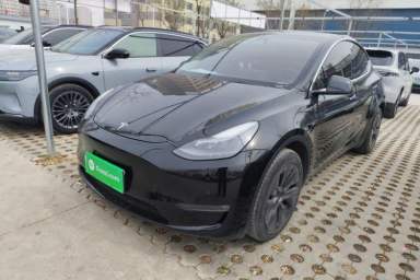 Used Tesla Model Y 2023 Long-Range All-Wheel-Drive Version