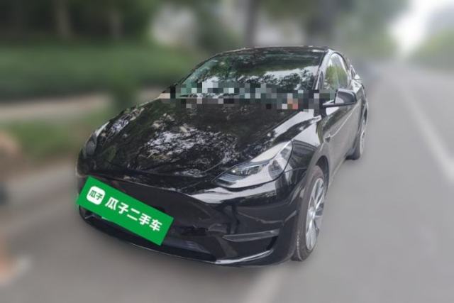 Used Tesla Model Y 2023 Long-Range All-Wheel-Drive Version