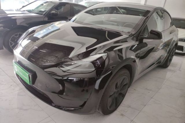 Used Tesla Model Y 2023 Rear-Wheel-Drive Version