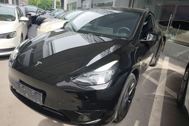 Used Tesla Model Y 2023 Rear-Wheel-Drive Version