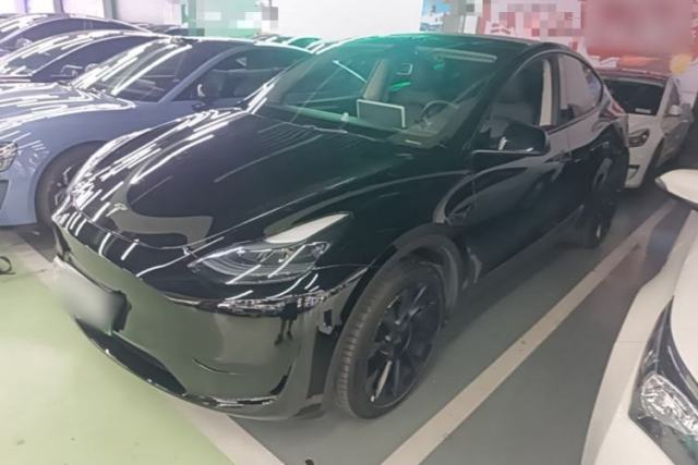 Used Tesla Model Y 2023 Rear-Wheel-Drive Version