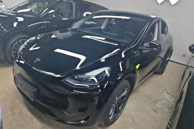 Used Tesla Model Y 2023 Rear-Wheel-Drive Version