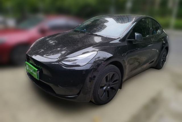 Używany Tesla Model Y 2023 Rear-Wheel-Drive Version