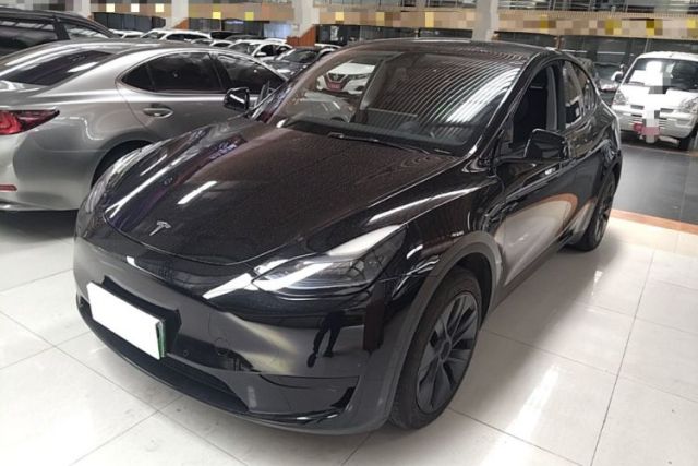 Used Tesla Model Y 2023 Rear-Wheel-Drive Version