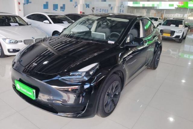 Used Tesla Model Y 2023 Rear-Wheel-Drive Version