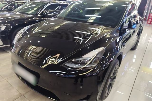 Used Tesla Model Y 2023 Rear-Wheel-Drive Version