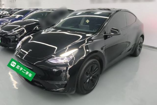 Used Tesla Model Y 2023 Long-Range All-Wheel-Drive Version