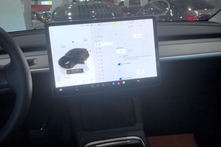 Used Tesla Model Y 2023 Long-Range All-Wheel-Drive Version Audio And AC Panel