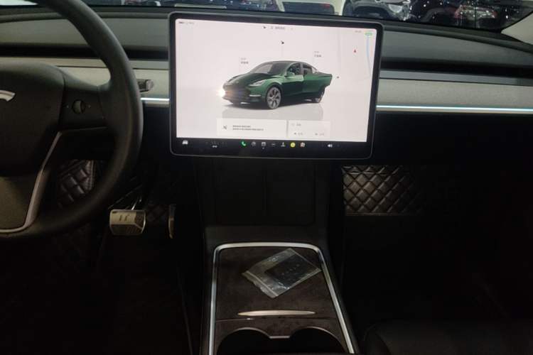 Used Tesla Model Y 2023 Rear-Wheel-Drive Version Audio And AC Panel