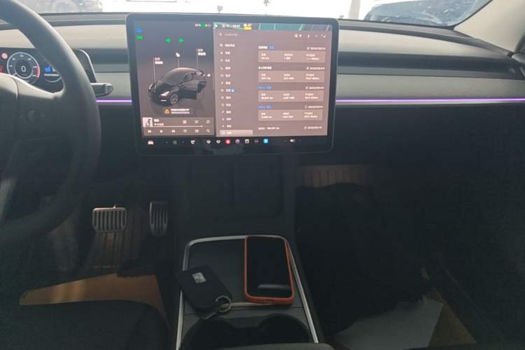Used Tesla Model Y 2023 Rear-Wheel-Drive Version Audio And AC Panel