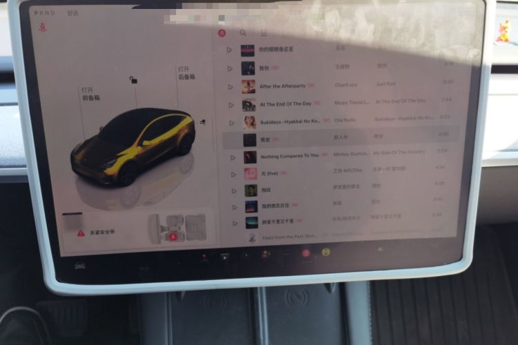 Used Tesla Model Y 2023 Long-Range All-Wheel-Drive Version Audio And AC Panel
