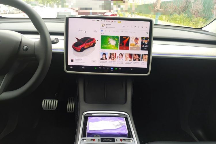 Used Tesla Model Y 2023 High-Performance All-Wheel-Drive Version Audio And AC Panel