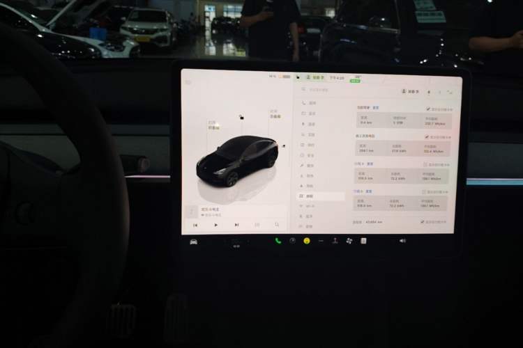 Used Tesla Model Y 2023 Rear-Wheel-Drive Version Audio And AC Panel