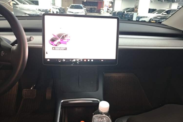 Used Tesla Model Y 2023 Rear-Wheel-Drive Version Audio And AC Panel