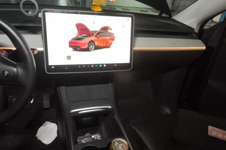 Used Tesla Model Y 2023 Long-Range All-Wheel-Drive Version Audio And AC Panel