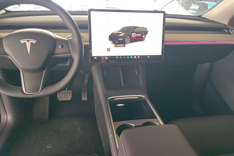 Used Tesla Model Y 2023 Rear-Wheel-Drive Version Audio And AC Panel