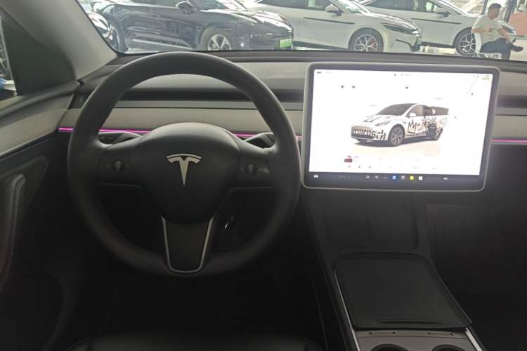 Used Tesla Model Y 2023 Rear-Wheel-Drive Version Audio And AC Panel