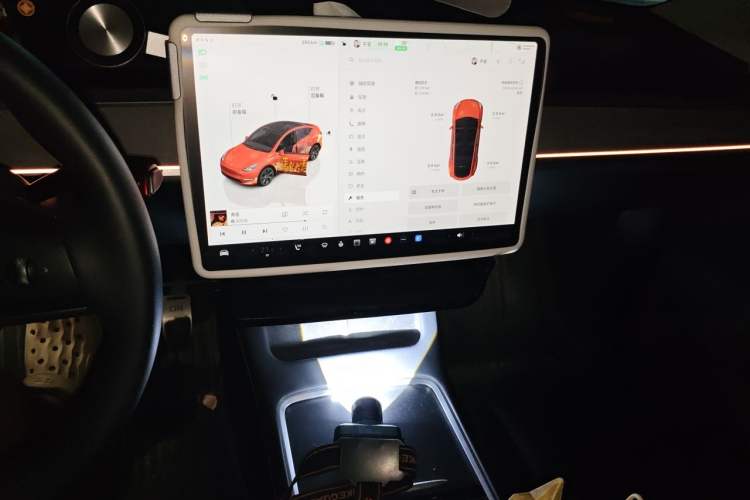 Used Tesla Model Y 2023 Rear-Wheel-Drive Version Audio And AC Panel