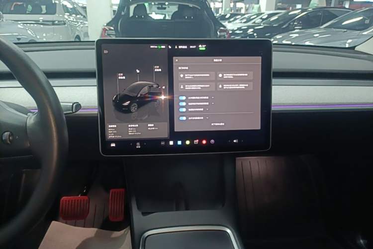 Used Tesla Model Y 2023 Rear-Wheel-Drive Version Audio And AC Panel