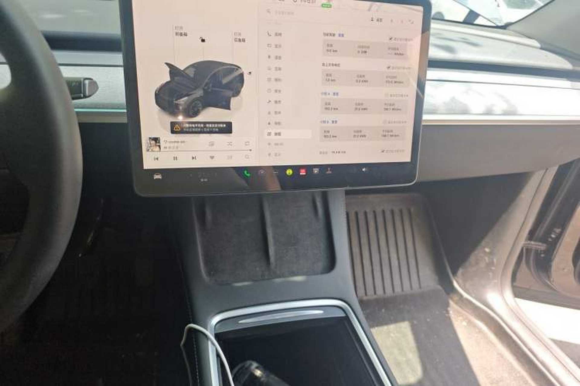 Used Tesla Model Y 2023 Rear-Wheel-Drive Version Audio And AC Panel