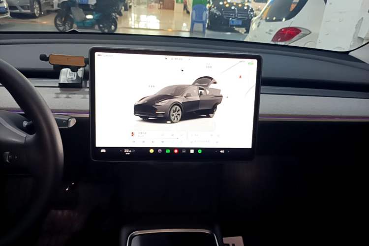 Used Tesla Model Y 2023 Long-Range All-Wheel-Drive Version Audio And AC Panel