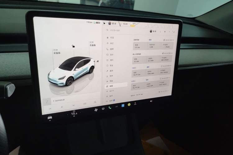 Used Tesla Model Y 2023 Rear-Wheel-Drive Version Audio And AC Panel