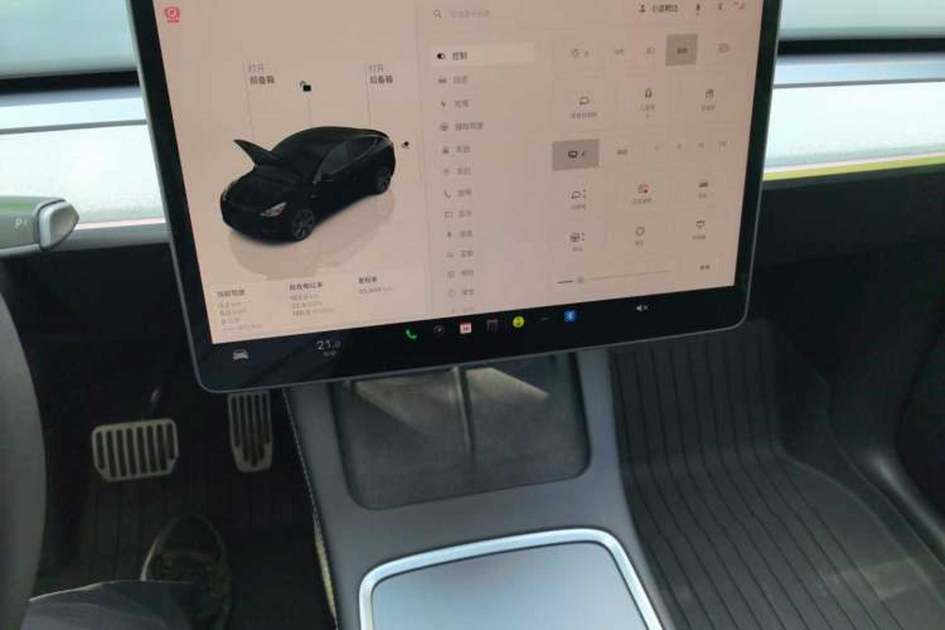 Used Tesla Model Y 2023 Rear-Wheel-Drive Version Audio And AC Panel