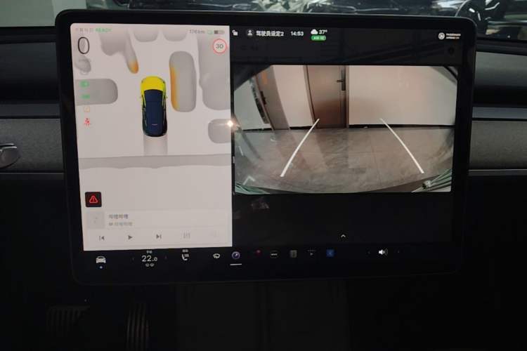Used Tesla Model Y 2023 Rear-Wheel-Drive Version Audio And AC Panel