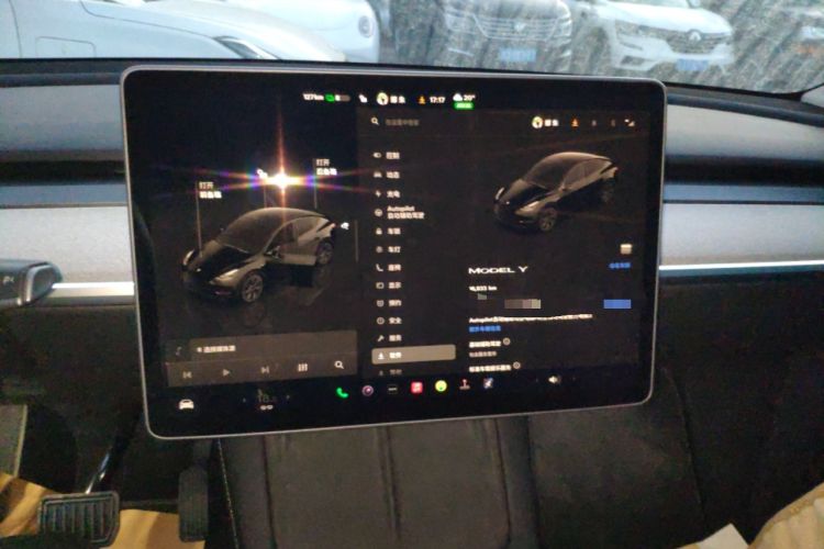 Used Tesla Model Y 2023 Rear-Wheel-Drive Version Audio And AC Panel