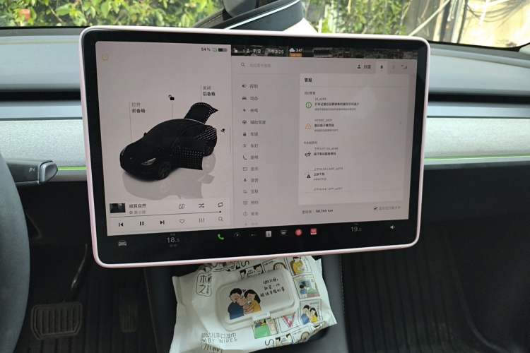 Used Tesla Model Y 2023 Rear-Wheel-Drive Version Audio And AC Panel