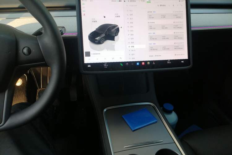 Used Tesla Model Y 2023 Rear-Wheel-Drive Version Audio And AC Panel