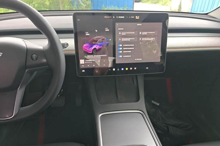Used Tesla Model Y 2023 Rear-Wheel-Drive Version Audio And AC Panel