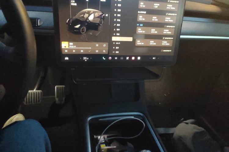 Used Tesla Model Y 2023 Rear-Wheel-Drive Version Audio And AC Panel