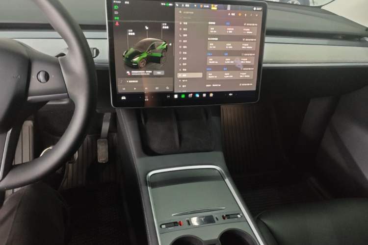 Used Tesla Model Y 2023 Rear-Wheel-Drive Version Audio And AC Panel