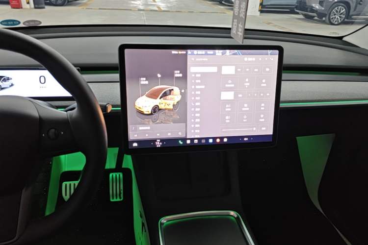Used Tesla Model Y 2023 High-Performance All-Wheel-Drive Version Audio And AC Panel