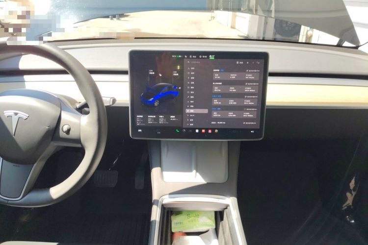 Used Tesla Model Y 2023 Long-Range All-Wheel-Drive Version Audio And AC Panel