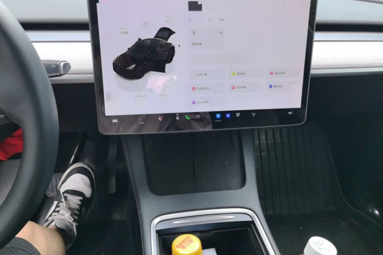 Used Tesla Model Y 2023 Rear-Wheel-Drive Version Audio And AC Panel