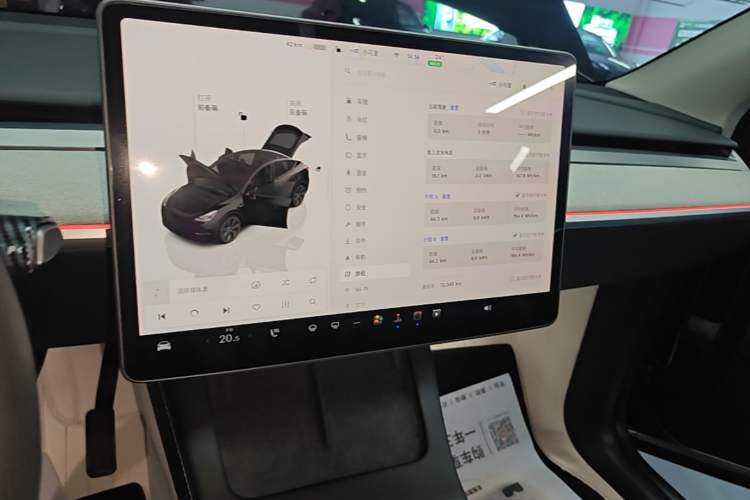 Used Tesla Model Y 2023 Long-Range All-Wheel-Drive Version Audio And AC Panel