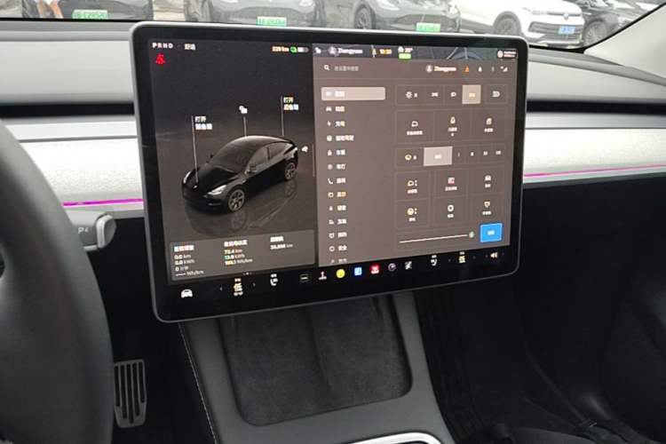Used Tesla Model Y 2023 Rear-Wheel-Drive Version Audio And AC Panel