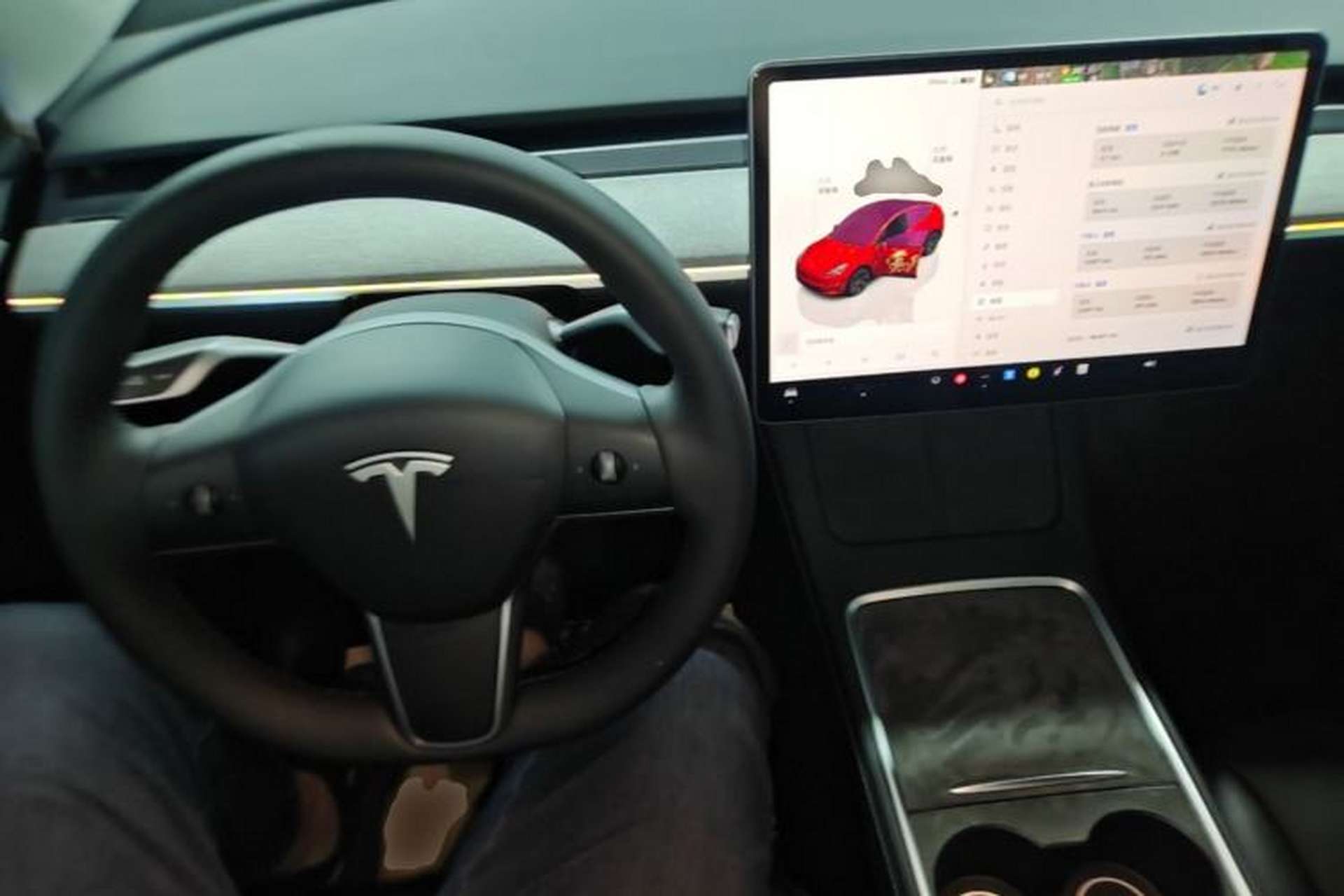 Used Tesla Model Y 2023 Rear-Wheel-Drive Version Center Console