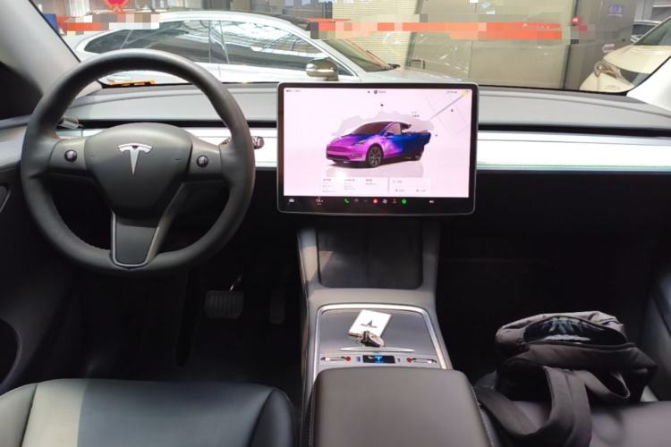 Used Tesla Model Y 2023 Rear-Wheel-Drive Version Center Console