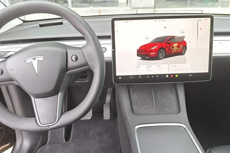 Used Tesla Model Y 2023 Rear-Wheel-Drive Version Center Console