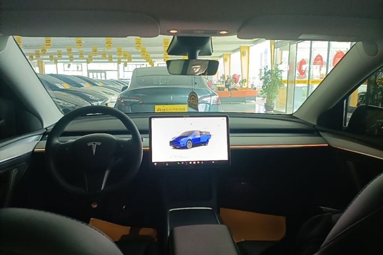 Used Tesla Model Y 2023 Rear-Wheel-Drive Version Center Console