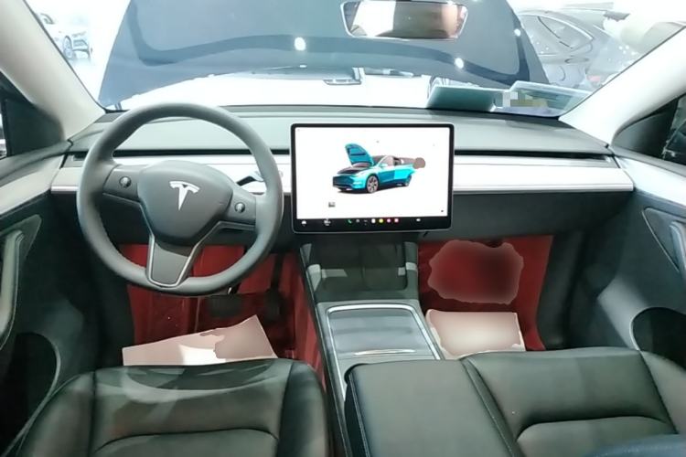 Used Tesla Model Y 2023 Rear-Wheel-Drive Version Center Console
