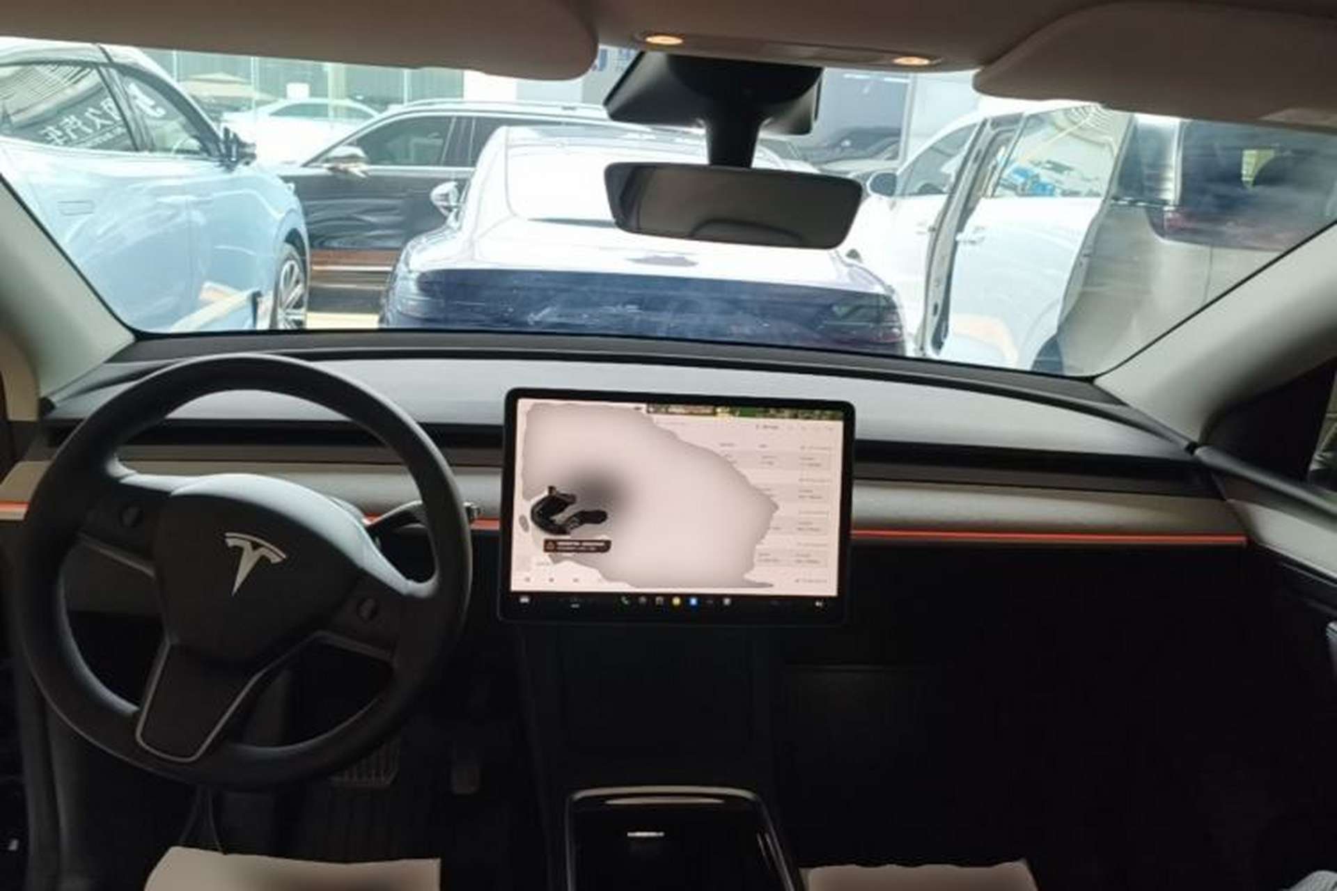 Used Tesla Model Y 2023 Rear-Wheel-Drive Version Center Console