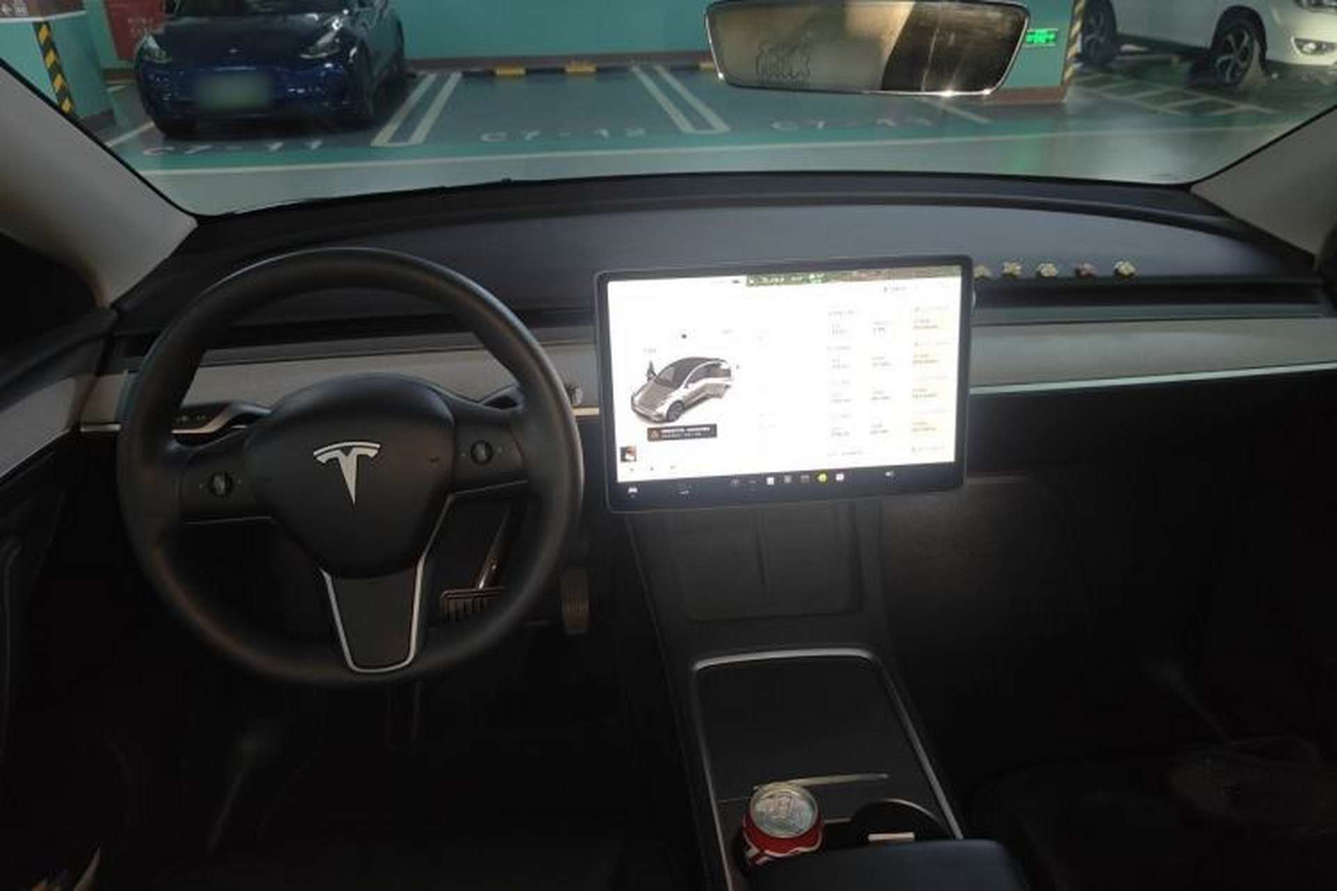 Used Tesla Model Y 2023 Rear-Wheel-Drive Version Center Console