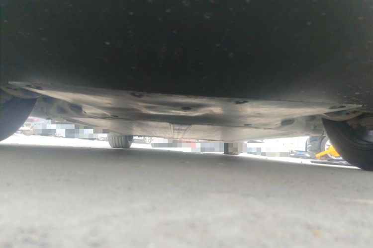 Used Tesla Model Y 2023 Long-Range All-Wheel-Drive Version Chassis Front